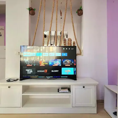 Skanderbeg Deluxe Flat W 24h Check In 아파트 티라나